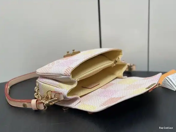 Fake Louis Bags LOUIS METIS VUITTON WEST POCHETTE EAST 0605